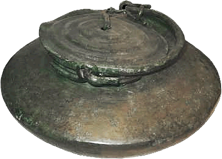Römischer Kessel 'Cacabus' mit Deckel
(Original aus Pompeji, 1. Jh. n. Chr.)