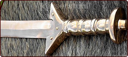 Keltisches Schwert aus massiver Bronze