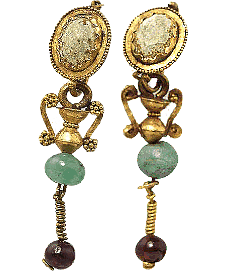 Ein paar Ohrringe; Gold, Beryl und Granat; 50-100 n. Chr.