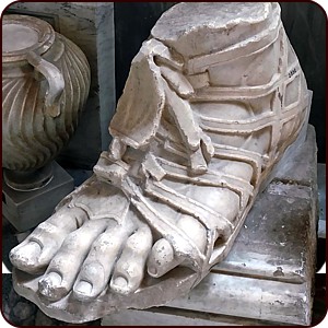 Fragment einer Statue aus den Vatikansichen Museen