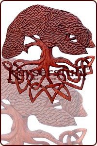 Yggdrasil mit keltischen Knoten