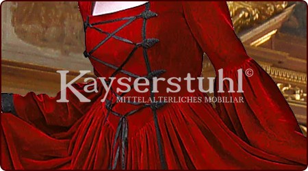 Mittelalterliches Kleid aus schwerem rotem Samt