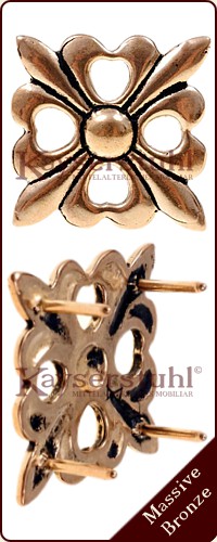 Mittelalterliche Zierniete "Vier Lilien" (Bronze)