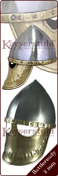 Italo-Normannischer Helm mit Messing-Gesichtsmaske