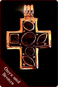 Mittelalterlicher Anhänger "Kreuz III" (Bronze)