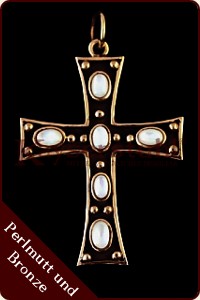 Mittelalterlicher Anhänger "Kreuz II" (Bronze)