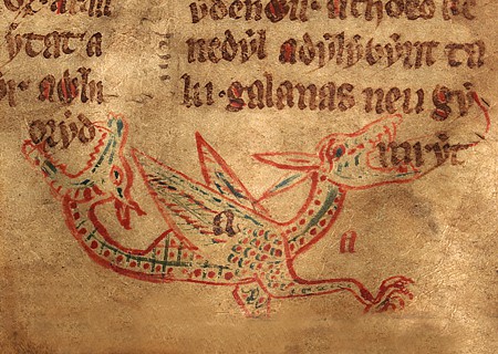 Ein walisischer Text der Gesetze von Hywel Dda, einschließlich einer Reihe von Illustrationen. Die Handschrift enthält 115 Pergamentblätter, der Holzdeckel stammt aus dem Mittelalter.